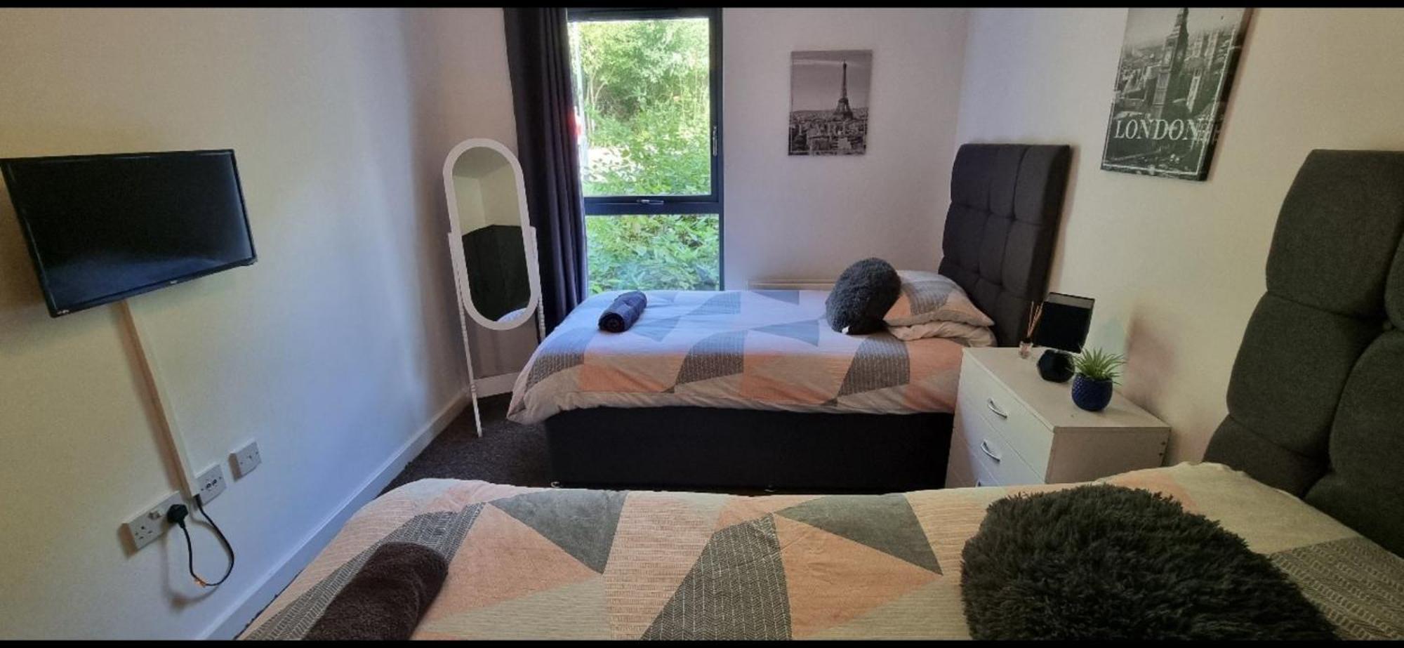 Brentwood Town Retreat - Large 2 Bedroom Apartment Zewnętrze zdjęcie