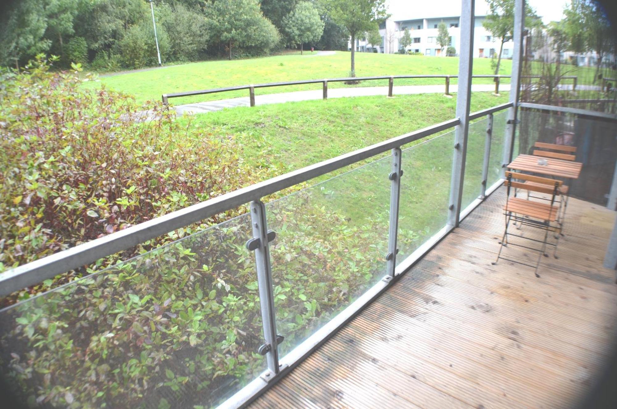 Brentwood Town Retreat - Large 2 Bedroom Apartment Zewnętrze zdjęcie