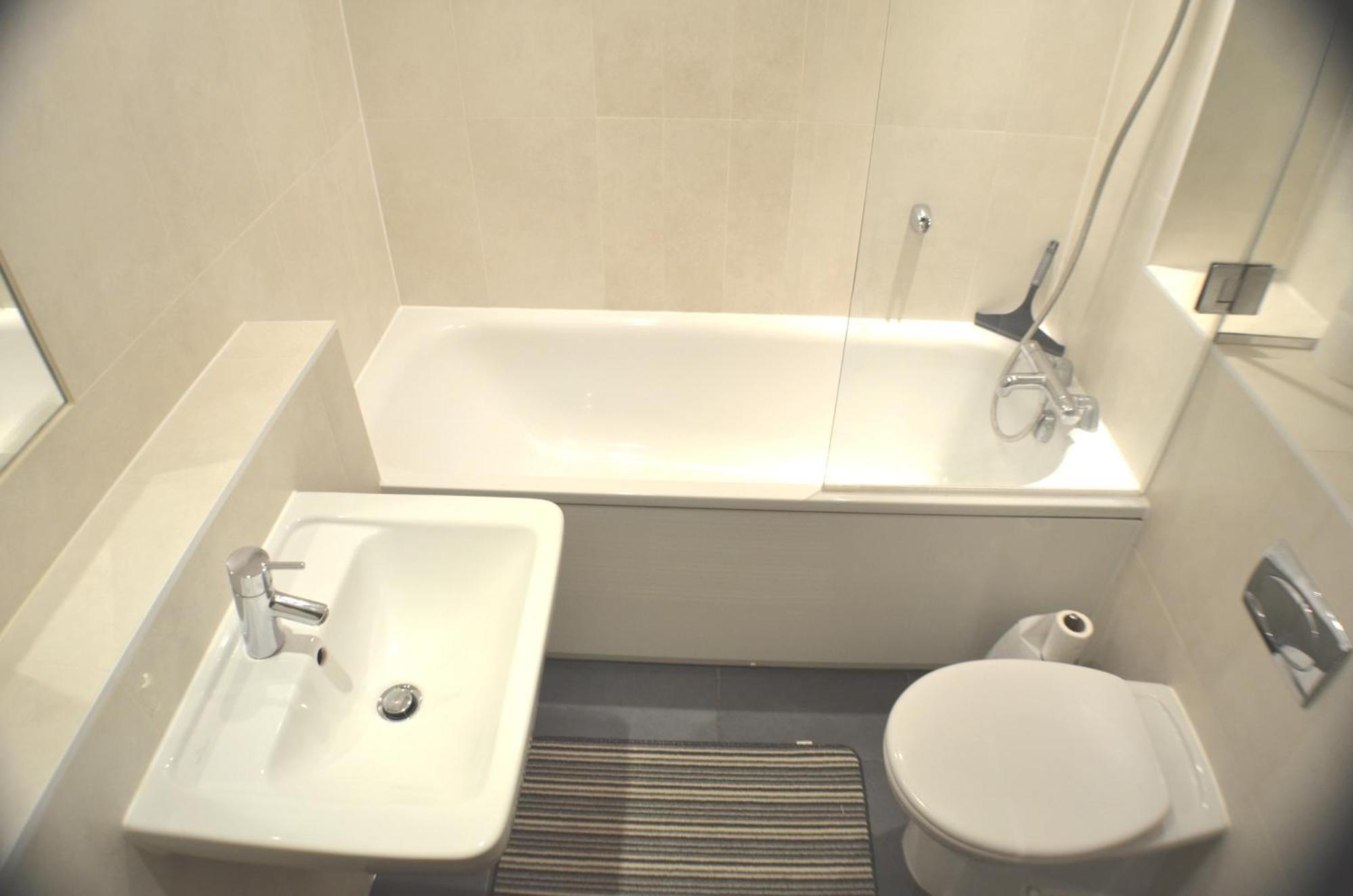 Brentwood Town Retreat - Large 2 Bedroom Apartment Zewnętrze zdjęcie